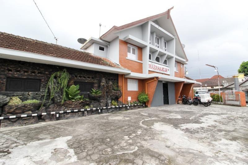 Reddoorz Near Rs Sarjito Yogyakarta Hotel Buitenkant foto