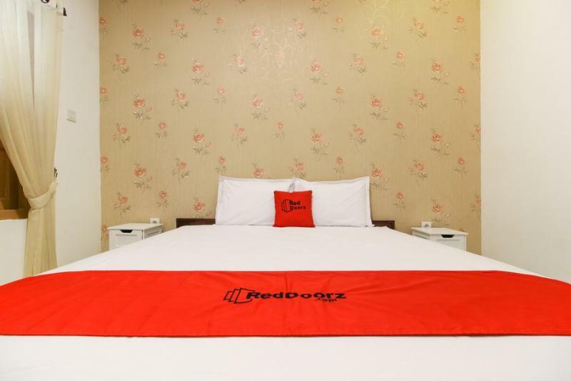 Reddoorz Near Rs Sarjito Yogyakarta Hotel Buitenkant foto